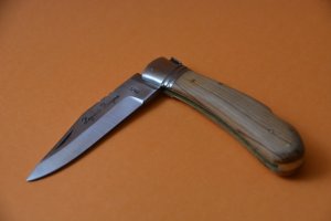 Kvalitní nůž jako dárek pro rodiče - houbaře